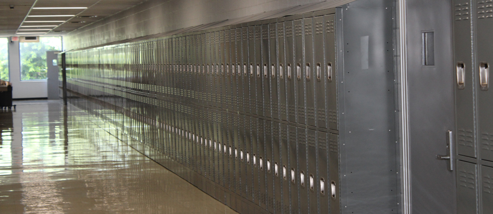 New lockers shown in hallway at Knox County Middle